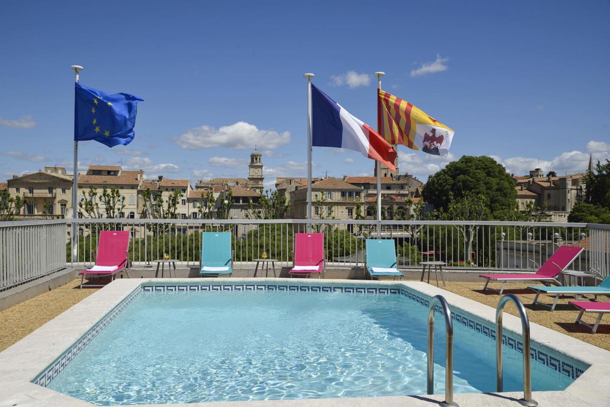 Hotel Atrium Arles Centre Buitenkant foto